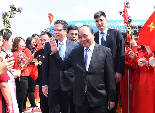 Премьер-министр Нгуен Суан Фук прибыл в Пекин, начав официальный визит в Китай - ảnh 1